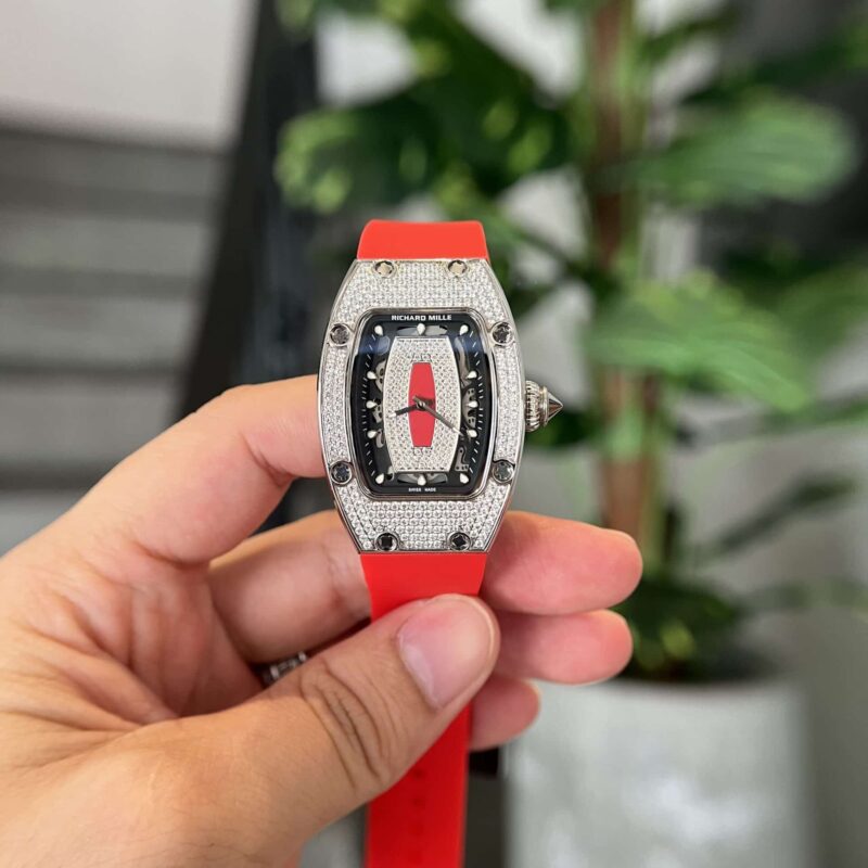 Richard Mille RM07-01 滿鑽 紅色 Lip 復刻 45.32 x 32.3mm 復刻腕錶實拍 - 第 1 / 1 張